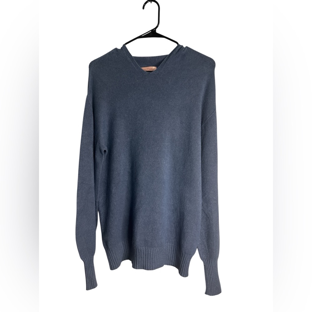 Elegant Women's Blue Sweater